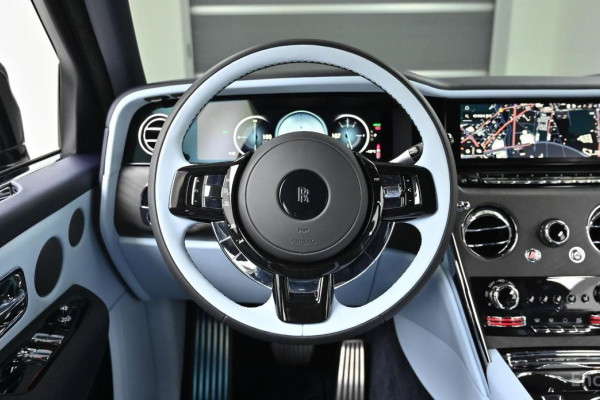 2025 Rolls-Royce Cullinan с пробегом 1 382 км