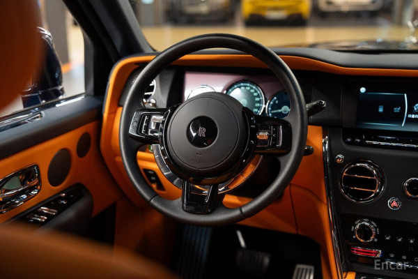 2022 Rolls-Royce Cullinan с пробегом 15 500 км