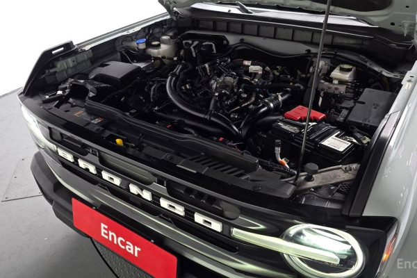 2023 Ford Bronco с пробегом 44 982 км