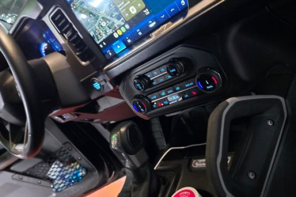 2022 Ford Bronco с пробегом 52 137 км