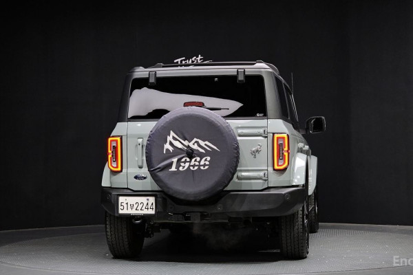 2022 Ford Bronco с пробегом 22 827 км