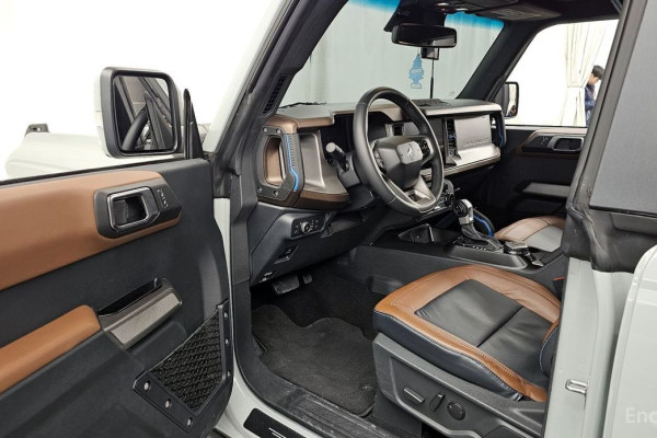 2022 Ford Bronco с пробегом 22 827 км