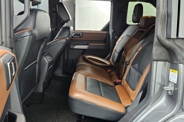 2022 Ford Bronco с пробегом 15 987 км