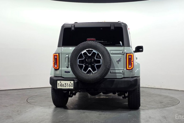 2023 Ford Bronco с пробегом 32 772 км