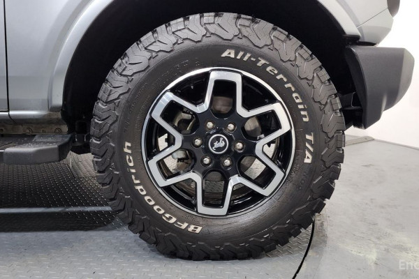 2022 Ford Bronco с пробегом 26 892 км