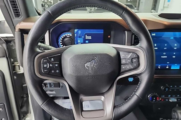 2022 Ford Bronco с пробегом 44 323 км