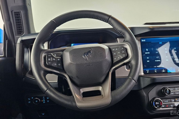 2023 Ford Bronco с пробегом 24 423 км