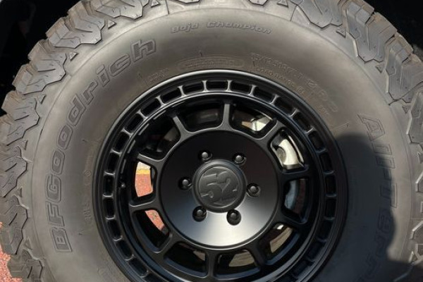 2023 Ford Bronco с пробегом 8 669 км