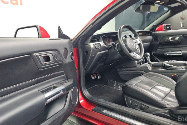 2022 Ford Mustang с пробегом 49 877 км