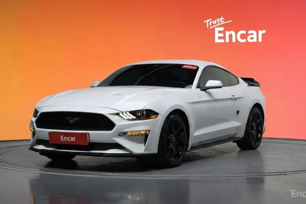 2023 Ford Mustang с пробегом 45 578 км