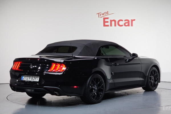 2023 Ford Mustang с пробегом 32 174 км