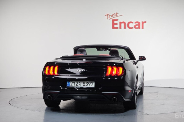 2023 Ford Mustang с пробегом 32 174 км