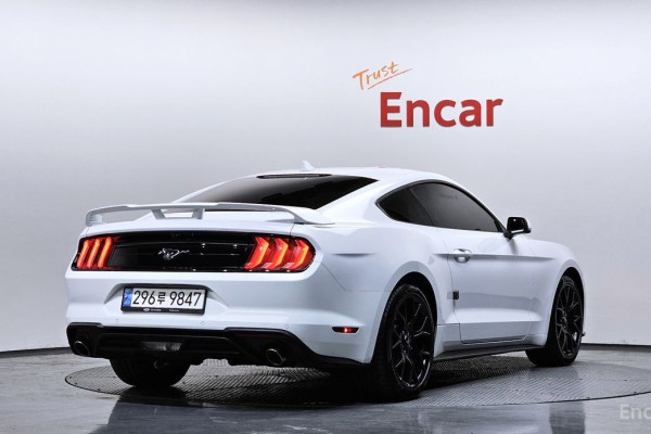 2022 Ford Mustang с пробегом 39 784 км