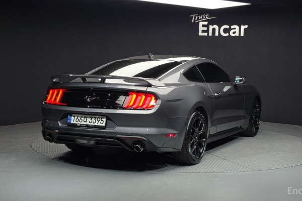 2023 Ford Mustang с пробегом 19 471 км