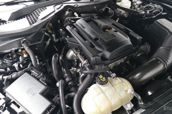 2022 Ford Mustang с пробегом 40 351 км