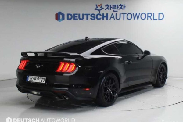 2022 Ford Mustang с пробегом 49 156 км