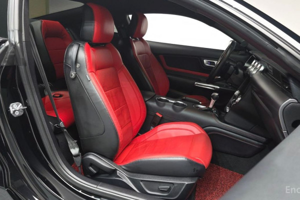 2022 Ford Mustang с пробегом 40 351 км