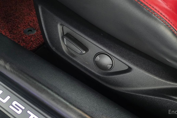 2022 Ford Mustang с пробегом 40 351 км