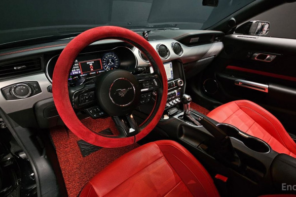 2023 Ford Mustang с пробегом 19 716 км