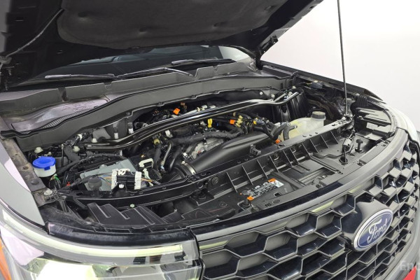 2024 Ford Explorer с пробегом 8 885 км