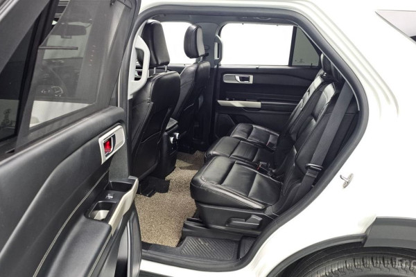 2022 Ford Explorer с пробегом 54 513 км