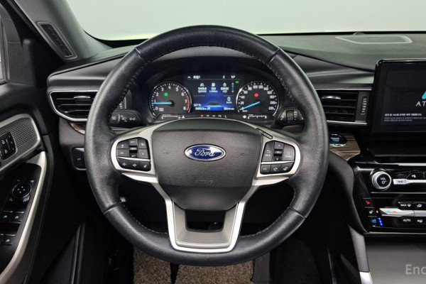 2022 Ford Explorer с пробегом 54 513 км
