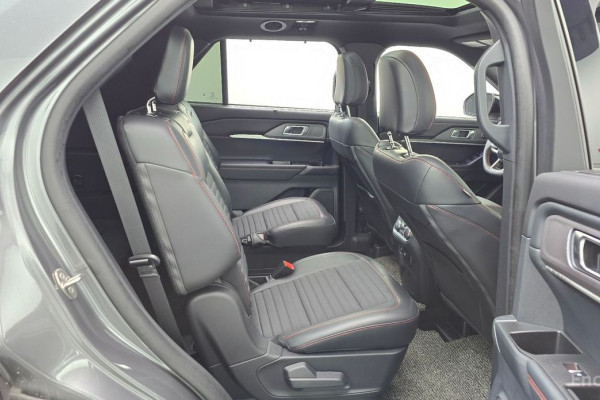 2024 Ford Explorer с пробегом 8 885 км