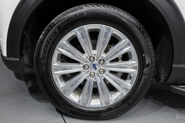 2023 Ford Explorer с пробегом 19 395 км