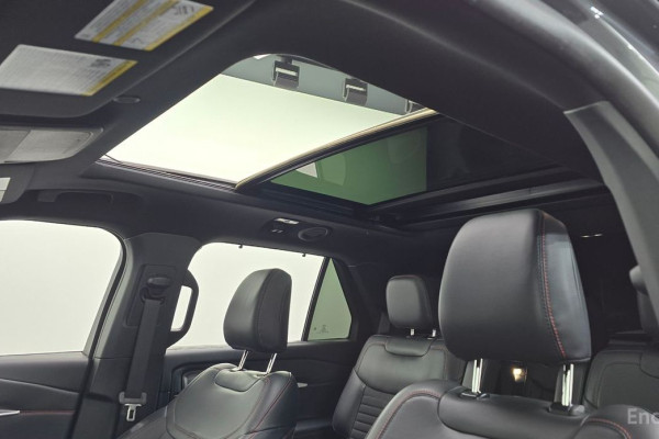 2024 Ford Explorer с пробегом 8 885 км