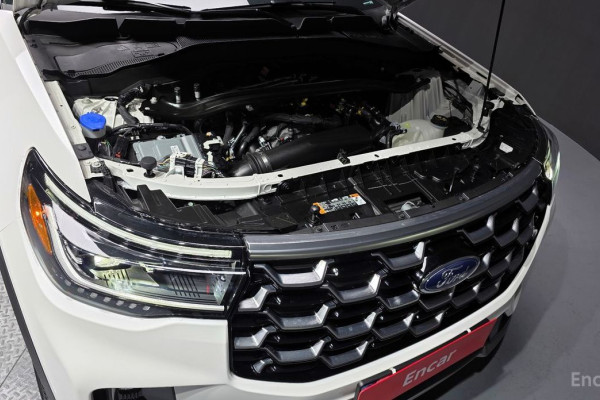 2024 Ford Explorer с пробегом 9 061 км