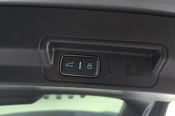 2024 Ford Explorer с пробегом 8 885 км