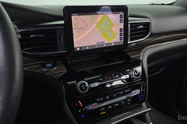 2023 Ford Explorer с пробегом 19 395 км