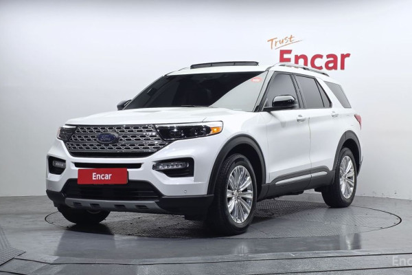 2023 Ford Explorer с пробегом 14 468 км
