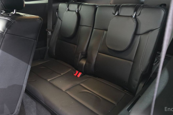 2023 Ford Explorer с пробегом 19 395 км