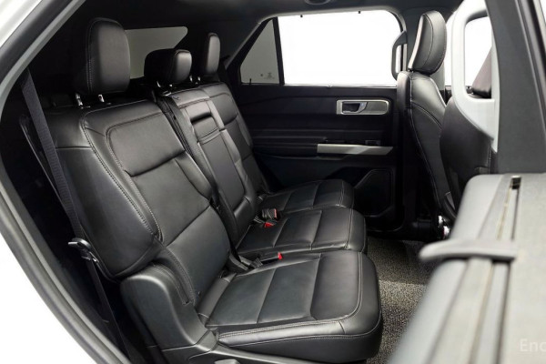 2023 Ford Explorer с пробегом 14 468 км