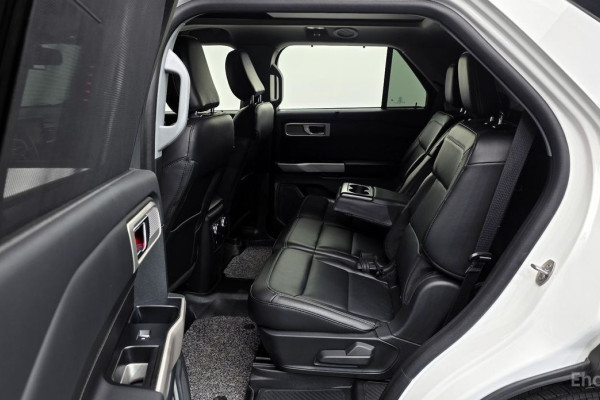 2023 Ford Explorer с пробегом 19 395 км