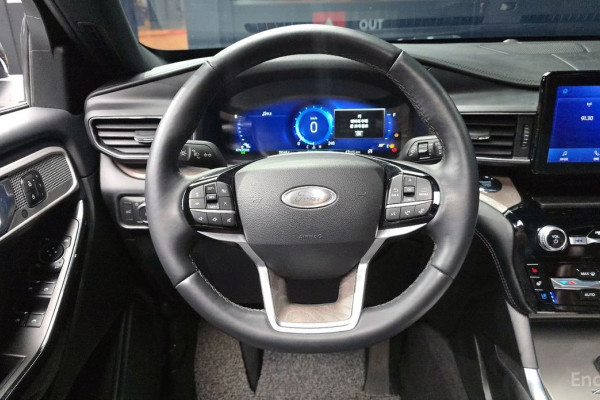 2022 Ford Explorer с пробегом 31 049 км