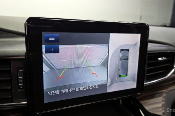 2023 Ford Explorer с пробегом 14 468 км