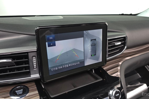 2023 Ford Explorer с пробегом 10 057 км