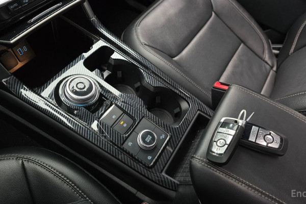 2022 Ford Explorer с пробегом 27 607 км