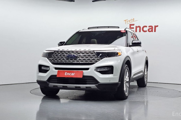 2022 Ford Explorer с пробегом 21 853 км