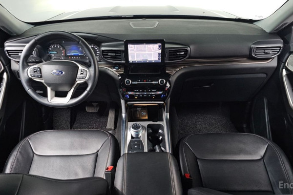 2023 Ford Explorer с пробегом 18 199 км