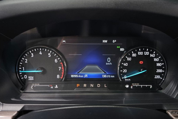 2023 Ford Explorer с пробегом 18 199 км