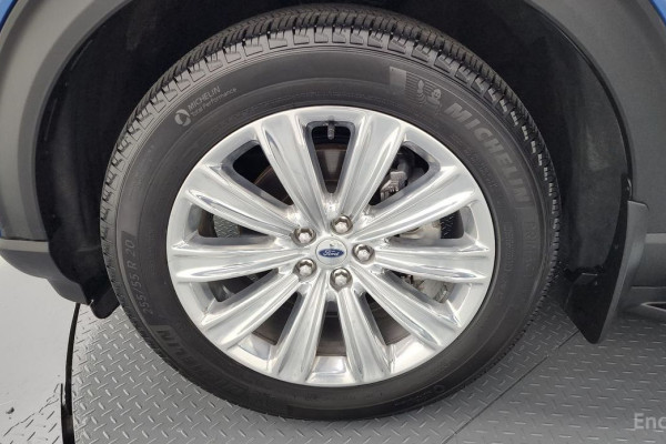 2022 Ford Explorer с пробегом 13 751 км