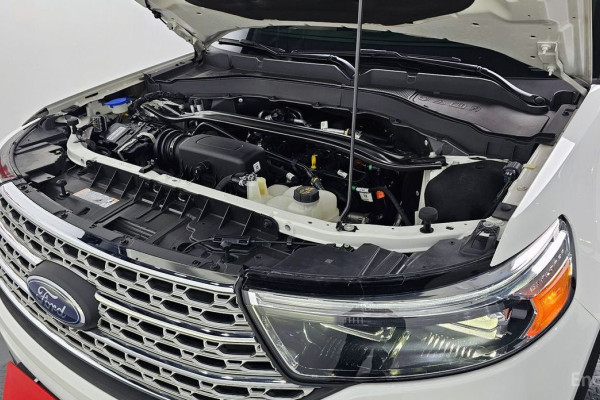 2022 Ford Explorer с пробегом 21 853 км