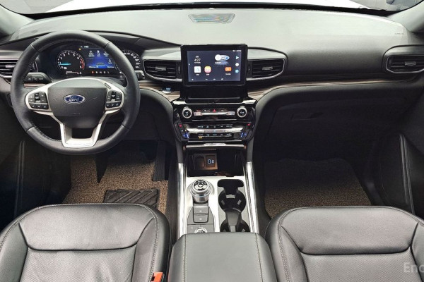 2022 Ford Explorer с пробегом 17 164 км