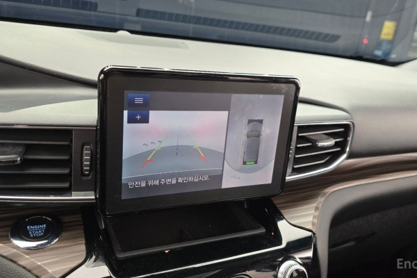 2022 Ford Explorer с пробегом 27 607 км