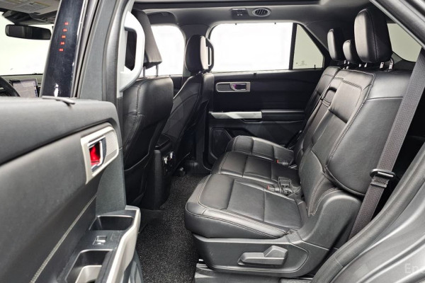 2023 Ford Explorer с пробегом 18 199 км