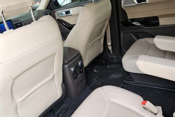 2022 Ford Explorer с пробегом 79 000 км