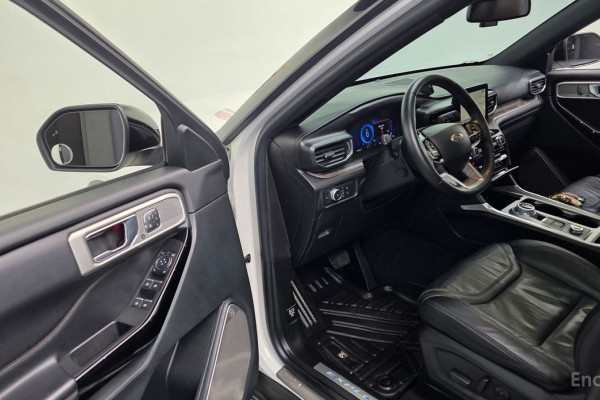 2022 Ford Explorer с пробегом 67 558 км